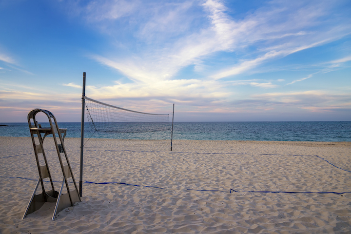 Beach volleyball net