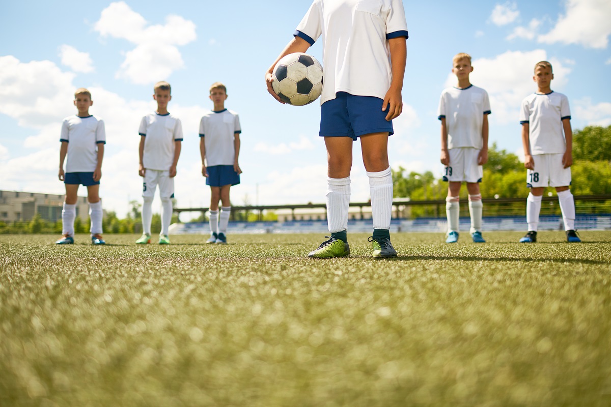 Soccer team lines up