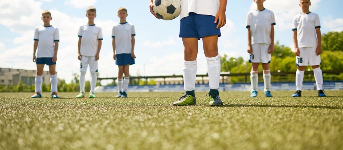 Soccer team lines up