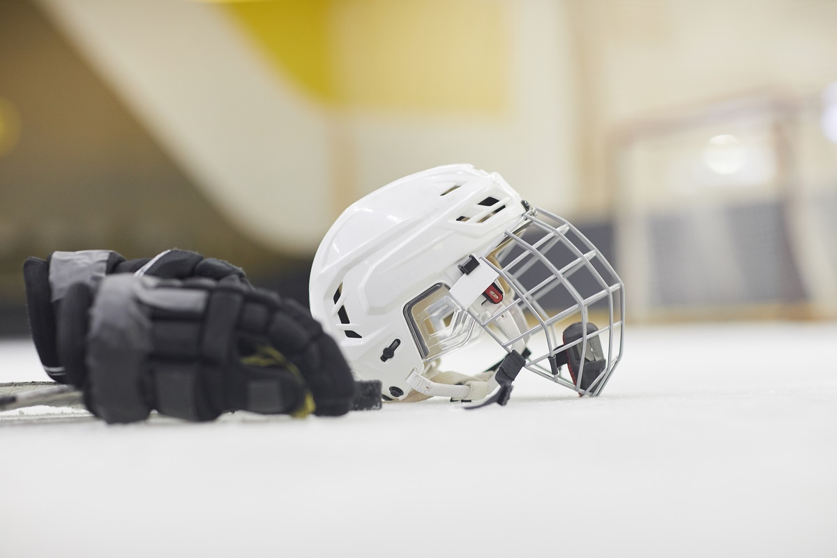Ice hockey mask and gloves.